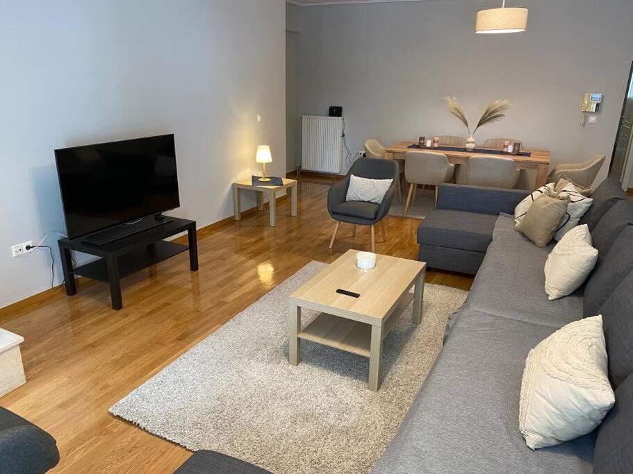 Classy 3Br With 2 Bathrooms Apartment In Marousi Athens Luaran gambar
