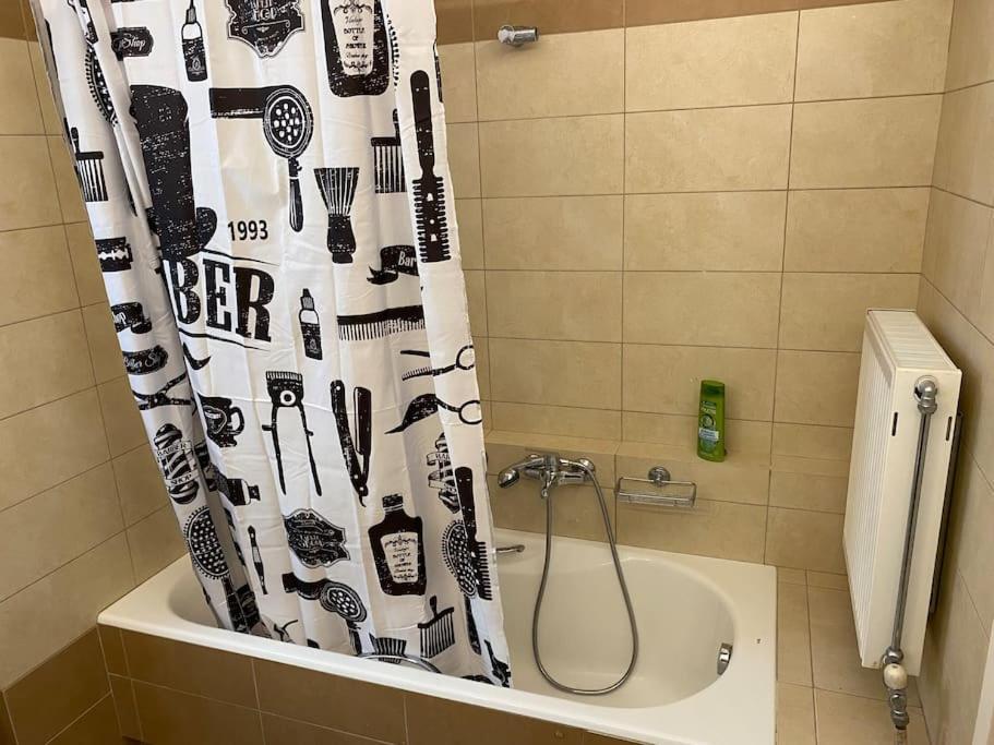 Classy 3Br With 2 Bathrooms Apartment In Marousi Athens Luaran gambar