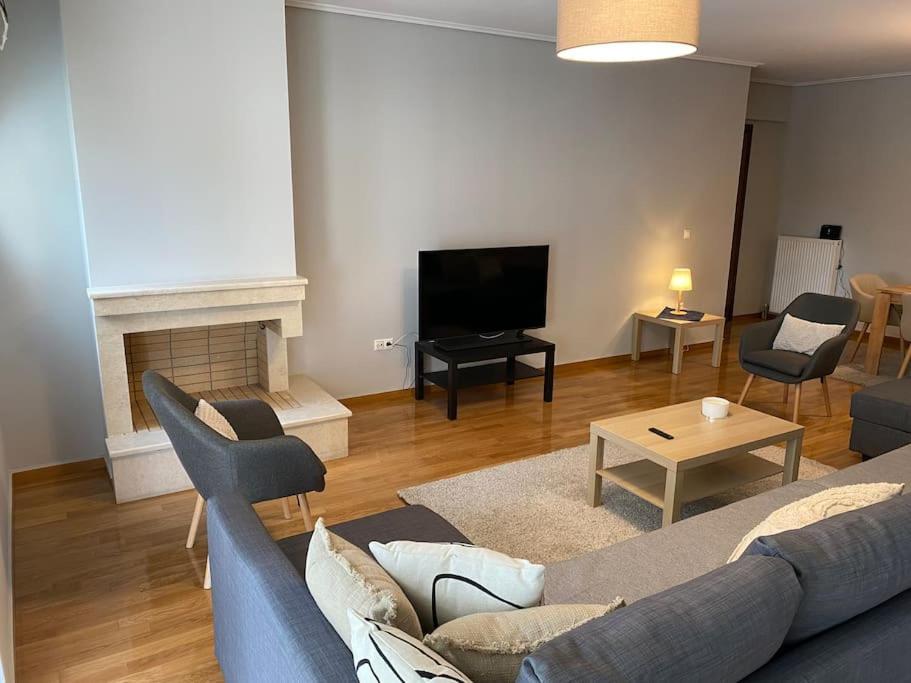 Classy 3Br With 2 Bathrooms Apartment In Marousi Athens Luaran gambar
